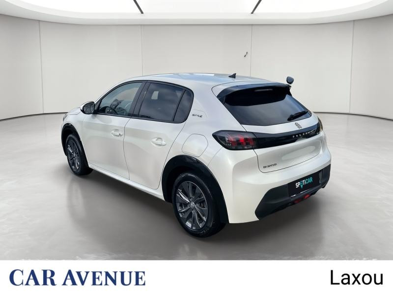 Occasion PEUGEOT 208 e-208 136ch Style 2021 Blanc nacré 15291 € à Nancy