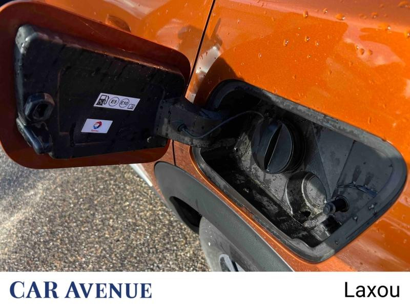 Occasion PEUGEOT 2008 1.2 PureTech 130ch S&S Allure Pack 2022 Orange 15651 € à Nancy