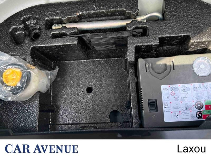 Occasion PEUGEOT 208 e-208 136ch Style 2021 Blanc nacré 15291 € à Nancy