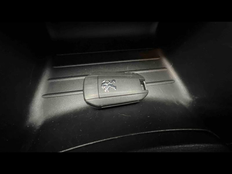 Occasion PEUGEOT 208 1.2 PureTech 75ch S&S Like 2021 Jaune 10395 € à Nancy