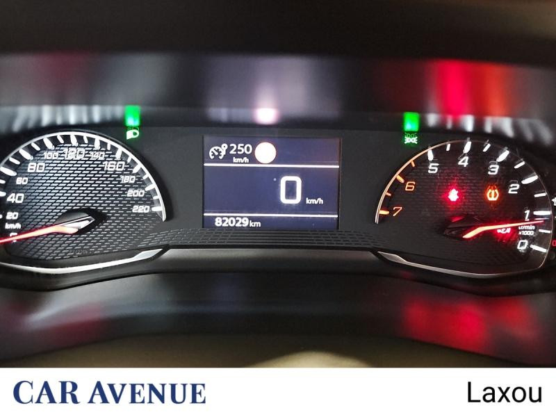 Occasion PEUGEOT 208 1.2 PureTech 75ch S&S Style 2022 Jaune 10773 € à Nancy