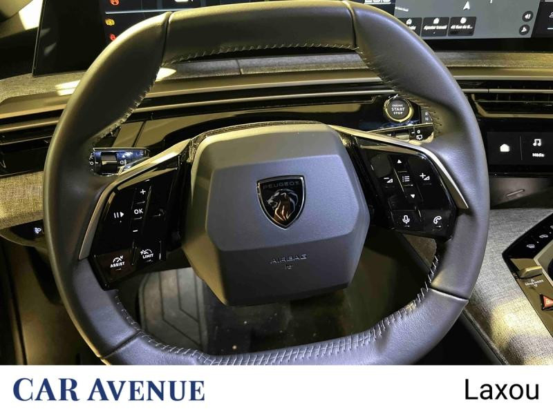 Used PEUGEOT 5008 Hybrid 145ch Allure e-DCS6 2025 Gris Titane (M) € 30989 in Nancy