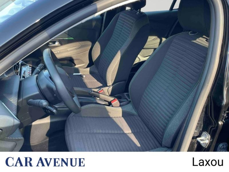 Used PEUGEOT 208 1.2 PureTech 100ch S&S Active 2024 Noir Perla Nera (M) € 12242 in Nancy