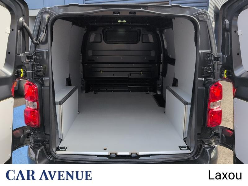 Used PEUGEOT Expert Fg M 136ch (100kW) Batterie 75 kWh Pack Premium Connect 2026 Gris Titane métal € 32800 in Nancy