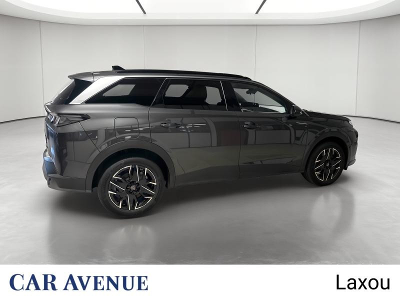 Used PEUGEOT 5008 Hybrid 145ch Allure e-DCS6 2025 Gris Titane (M) € 30989 in Nancy