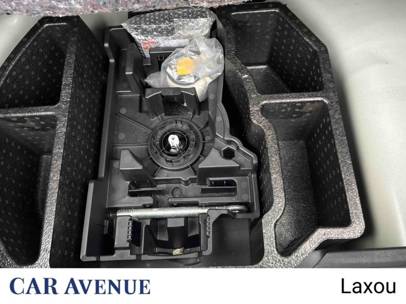 Used PEUGEOT 208 1.2 PureTech 75ch S&S Like 2021 Blanc Banquise (O) € 9699 in Nancy