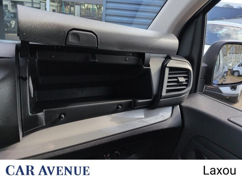 Used PEUGEOT Expert Fg M 136ch (100kW) Batterie 75 kWh Pack Premium Connect 2026 Gris Titane métal € 32800 in Nancy