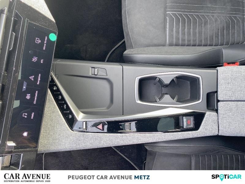 Used PEUGEOT 3008 Electrique 210ch Batterie 73 kWh GT 2024 Bleu € 47190 in Metz