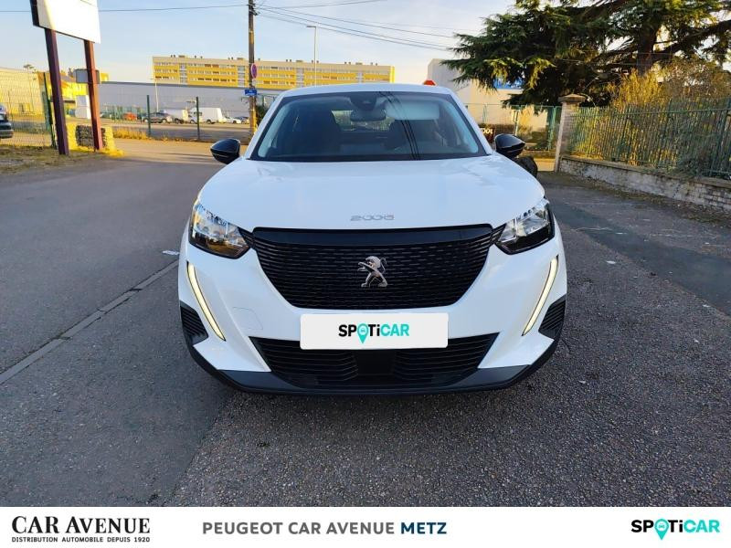 Used PEUGEOT 2008 1.2 PureTech 100ch S&S Active Pack 2022 Blanc banquise (O) € 16489 in Metz