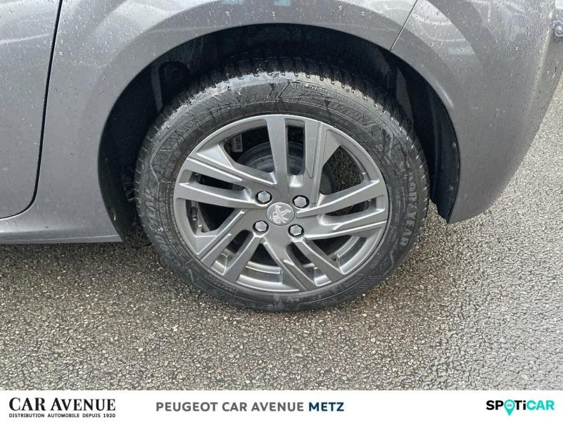 Used PEUGEOT 208 1.2 PureTech 100ch S&S Active Pack 2022 Gris Platinium (M) € 12990 in Metz