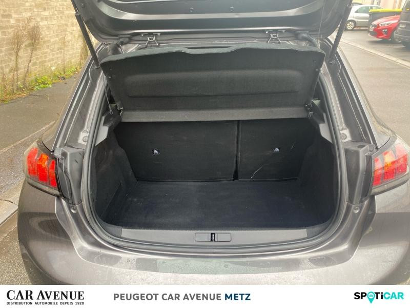 Used PEUGEOT 208 1.2 PureTech 100ch S&S Active Pack 2022 Gris Platinium (M) € 13490 in Metz