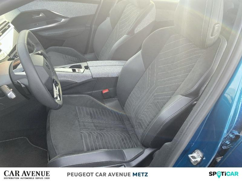 Used PEUGEOT 3008 Electrique 210ch Batterie 73 kWh GT 2024 Bleu € 47190 in Metz