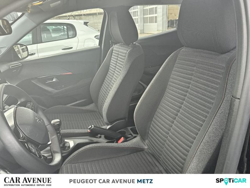 Used PEUGEOT 2008 1.2 PureTech 100ch S&S Active Business 2021 Noir Perla Nera (M) € 14489 in Metz