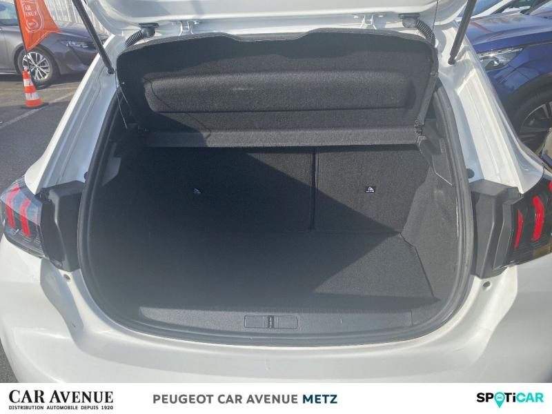 Occasion PEUGEOT 208 1.2 PureTech 100ch S&S Allure EAT8 2021 Blanc Banquise (O) 14490 € à Metz