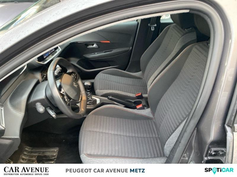 Used PEUGEOT 208 1.2 PureTech 100ch S&S Active Pack 2022 Gris Platinium (M) € 12990 in Metz