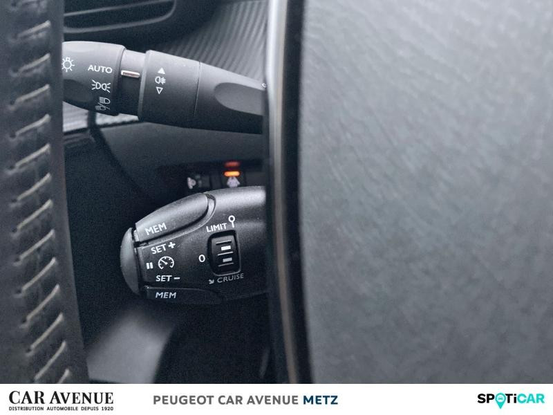 Used PEUGEOT 208 e-208 136ch Allure Business 2020 Bleu Vertigo € 13990 in Metz