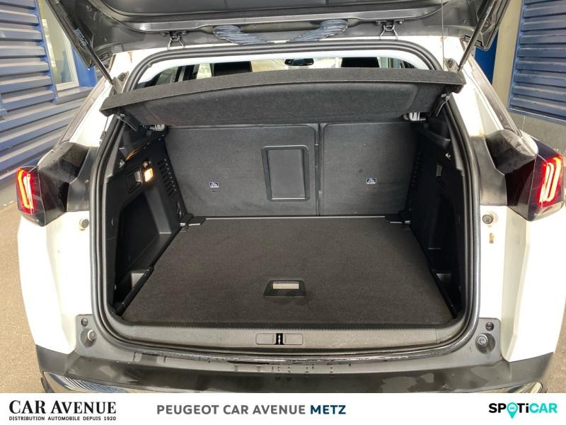 Used PEUGEOT 3008 1.2 PureTech 130ch S&S Allure 2022 Blanc Nacré (N) € 21489 in Metz