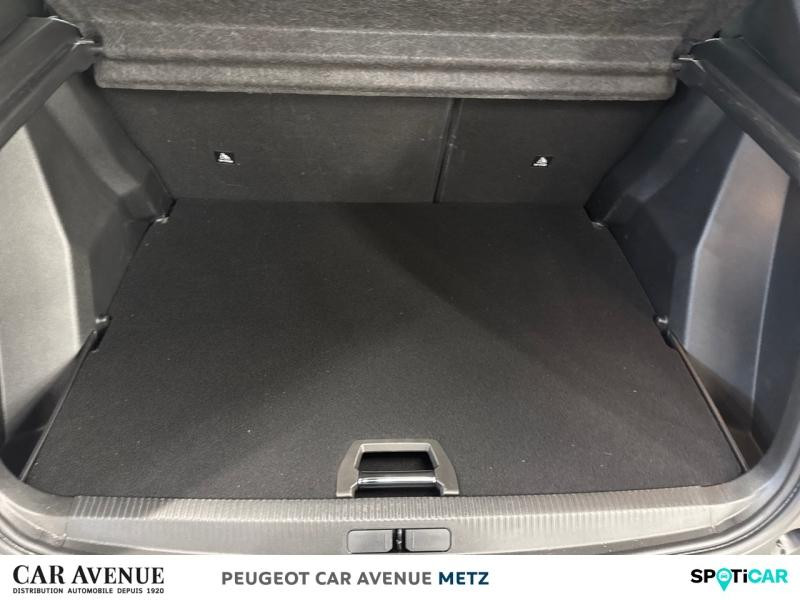Used PEUGEOT 2008 1.2 PureTech 130ch S&S Allure EAT8 2020 Blanc banquise (O) € 17490 in Metz