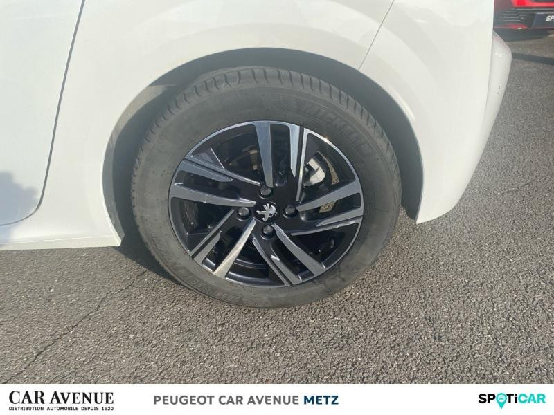 Occasion PEUGEOT 208 1.2 PureTech 100ch S&S Allure EAT8 2021 Blanc Banquise (O) 14490 € à Metz