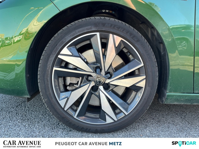 Used PEUGEOT 308 PHEV 180ch Allure e-EAT8 2024 Vert € 34890 in Metz