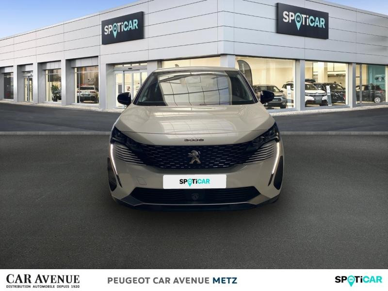 Used PEUGEOT 3008 1.2 PureTech 130ch S&S Allure 2022 Blanc Nacré (N) € 21489 in Metz