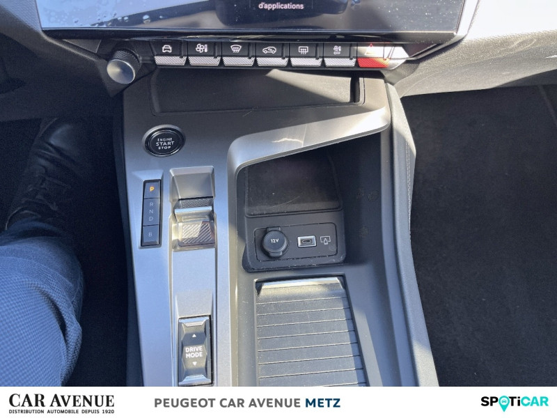 Used PEUGEOT 308 PHEV 180ch Allure e-EAT8 2024 Vert € 34890 in Metz