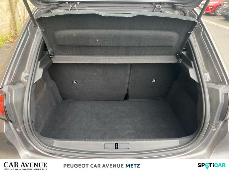Used PEUGEOT 208 1.2 PureTech 100ch S&S Active Pack 2022 Gris Platinium (M) € 13690 in Metz