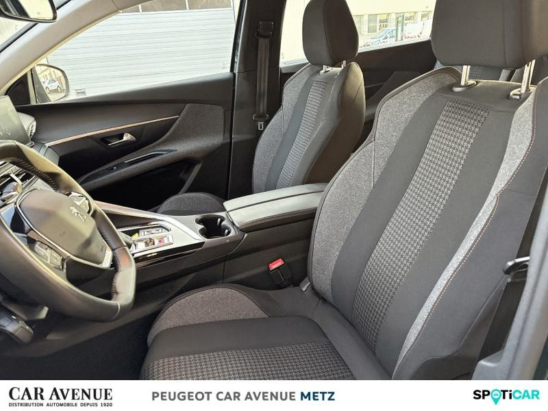Used PEUGEOT 5008 1.2 PureTech 130ch S&S Active Pack EAT8 2022 Bleu Célèbes (M) € 21990 in Metz
