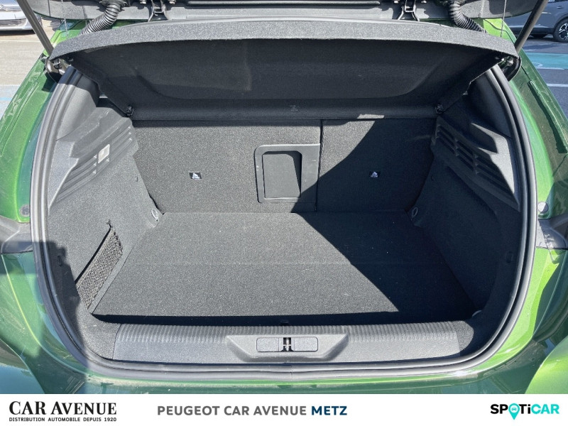 Used PEUGEOT 308 PHEV 180ch Allure e-EAT8 2024 Vert € 34890 in Metz
