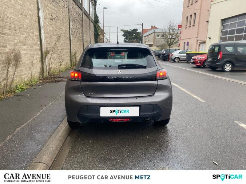 Used PEUGEOT 208 1.2 PureTech 100ch S&S Active Pack 2022 Gris Platinium (M) € 13690 in Metz