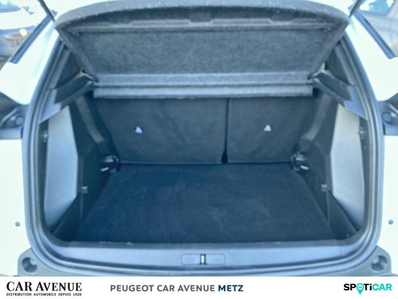 Occasion PEUGEOT 2008 1.2 PureTech 100ch S&S Active 5cv 2020 Blanc banquise (O) 13990 € à Metz