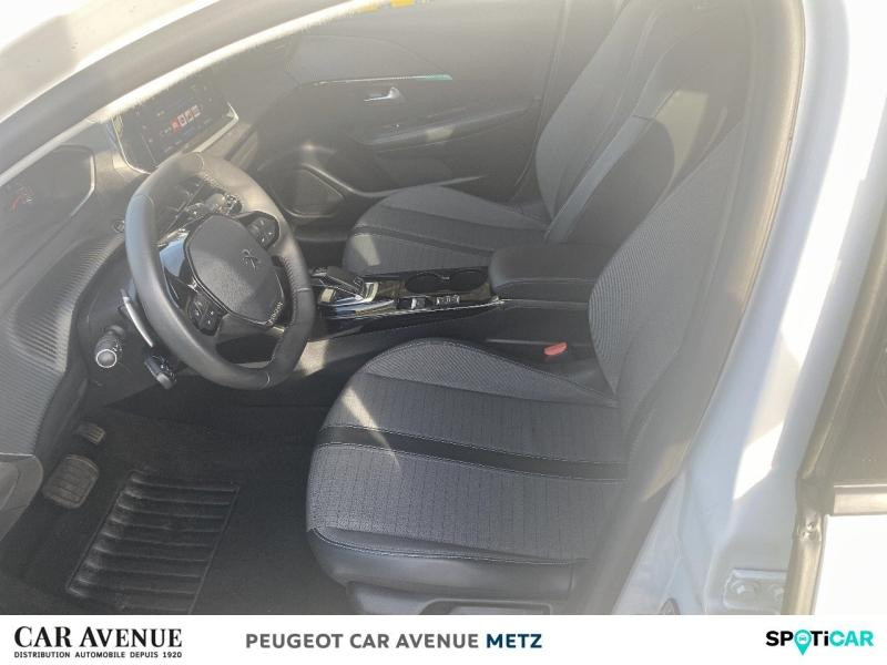 Occasion PEUGEOT 208 1.2 PureTech 100ch S&S Allure EAT8 2021 Blanc Banquise (O) 14490 € à Metz
