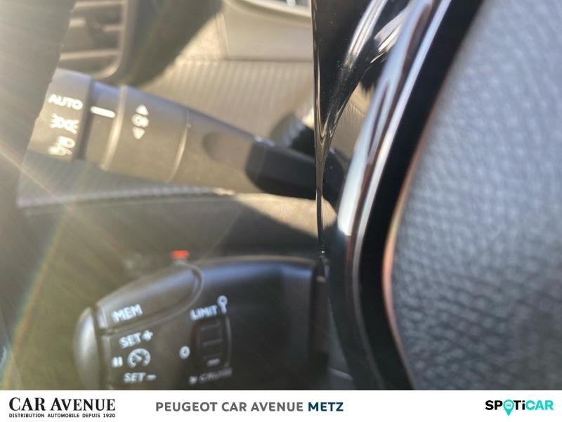 Occasion PEUGEOT 208 1.2 PureTech 100ch S&S Active Business 2021 Blanc Banquise (O) 12989 € à Metz