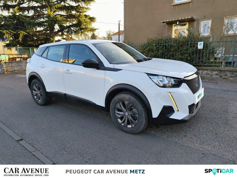 Used PEUGEOT 2008 1.2 PureTech 100ch S&S Active Pack 2022 Blanc banquise (O) € 16489 in Metz