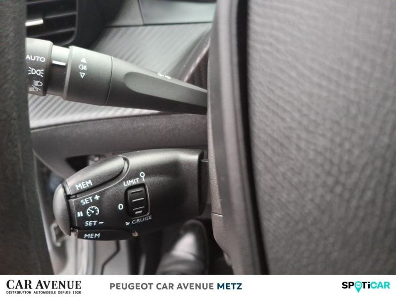 Occasion PEUGEOT 208 1.2 PureTech 75ch S&S Like 2020 Gris Artense 10989 € à Metz