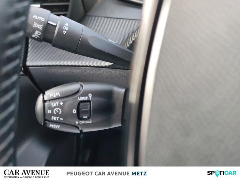 Used PEUGEOT 208 1.2 PureTech 75ch S&S Active Business 2021 Gris Platinium (M) € 12490 in Metz