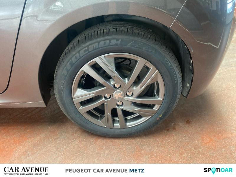 Occasion PEUGEOT 208 1.2 PureTech 75ch S&S Active Business 2021 Gris Platinium (M) 11990 € à Metz