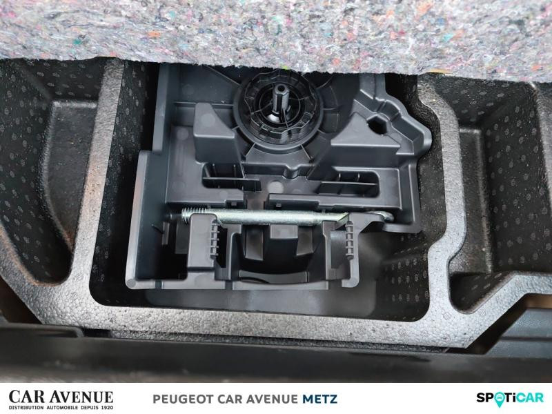 Occasion PEUGEOT 208 1.5 BlueHDi 100ch S&S Active 2023 Rouge Elixir (V) 13490 € à Metz