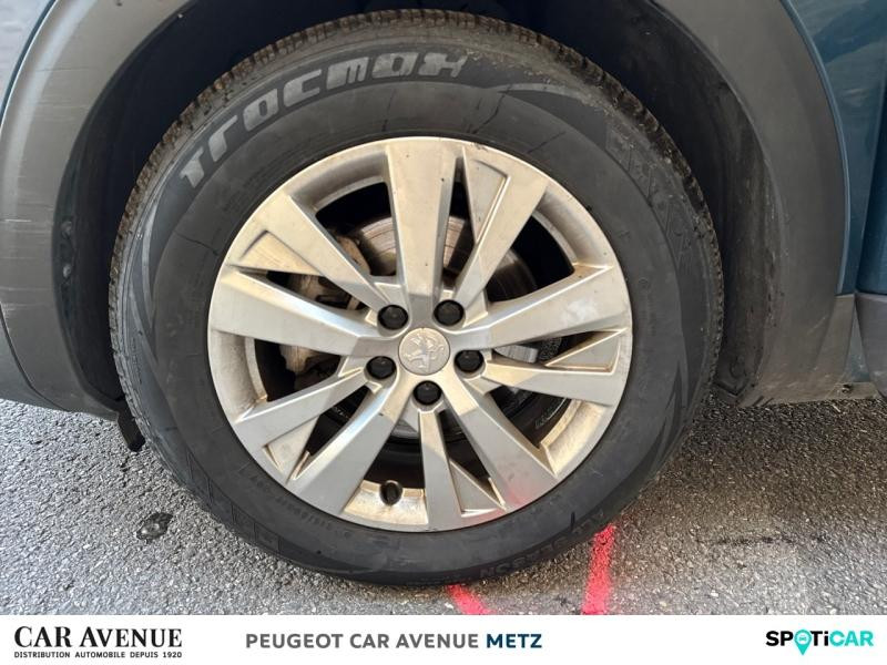 Used PEUGEOT 5008 1.2 PureTech 130ch S&S Active Pack EAT8 2022 Bleu Célèbes (M) € 21990 in Metz