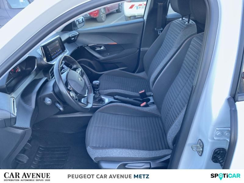 Occasion PEUGEOT 2008 1.2 PureTech 100ch S&S Active 5cv 2020 Blanc banquise (O) 13990 € à Metz