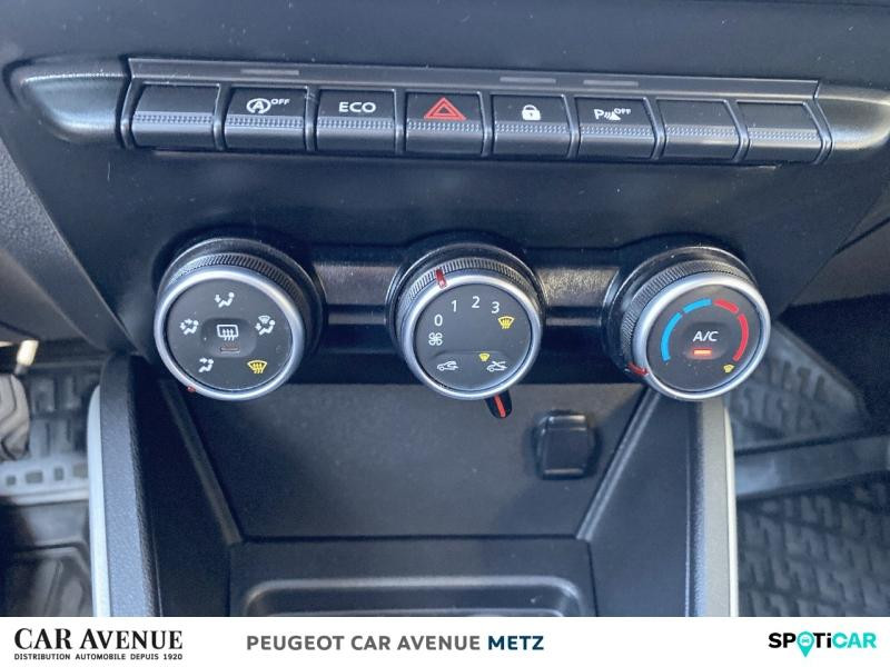 Used DACIA Duster 1.0 TCe 100ch Prestige 4x2 - 20 2020 Bleu Navy € 12290 in Metz