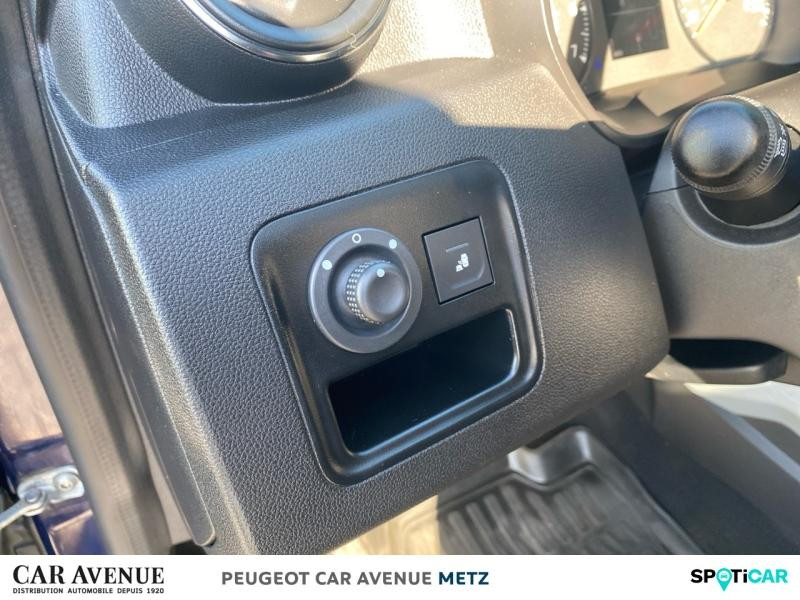 Used DACIA Duster 1.0 TCe 100ch Prestige 4x2 - 20 2020 Bleu Navy € 12290 in Metz