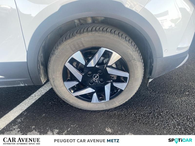 Occasion OPEL Mokka 1.2 Turbo 130ch Elegance 2021 Blanc Jade/Toit Noir Perla Nera métal 14489 € à Metz