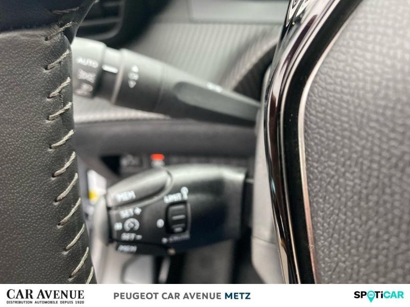 Used PEUGEOT 2008 e-2008 136ch Active Pack 2023 Gris Artense (M) € 19990 in Metz