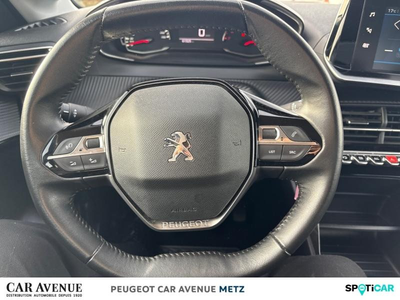Used PEUGEOT 208 1.2 PureTech 100ch S&S Active Business 2022 Noir Perla Nera (M) € 11990 in Metz