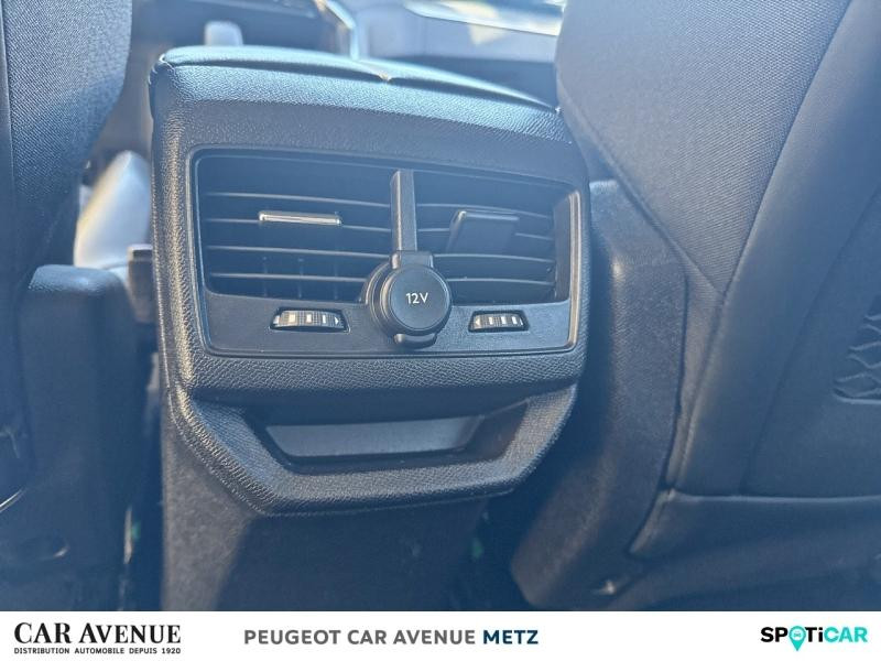 Occasion PEUGEOT 3008 1.2 PureTech 130ch S&S Roadtrip EAT8 2021 Noir Perla Nera (M) 20490 € à Metz