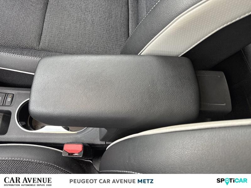 Occasion RENAULT Captur 1.6 E-Tech hybride 145ch Intens -21 2021 Gris Cassiopée/Noir Etoilé 16990 € à Metz