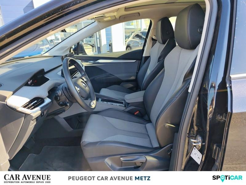 Used SKODA Enyaq iV 180ch Version  60 2023 Noir Magic nacré métallisée € 25790 in Metz