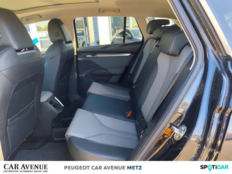 Used SKODA Enyaq iV 180ch Version  60 2023 Noir Magic nacré métallisée € 25790 in Metz