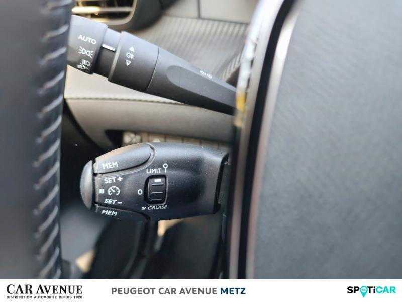 Used PEUGEOT 208 e-208 136ch Allure Pack 2022 Bleu Vertigo (V) € 17590 in Metz